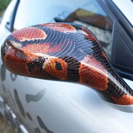 Retrovisor de auto con hidroimpresion